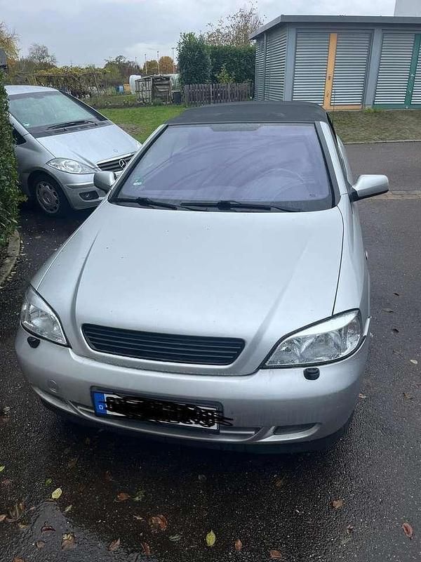 Silber Gebraucht 2002 Opel Astra Cabriolet Cabrio | 3.000 € (Teuer) - Bild 1/4