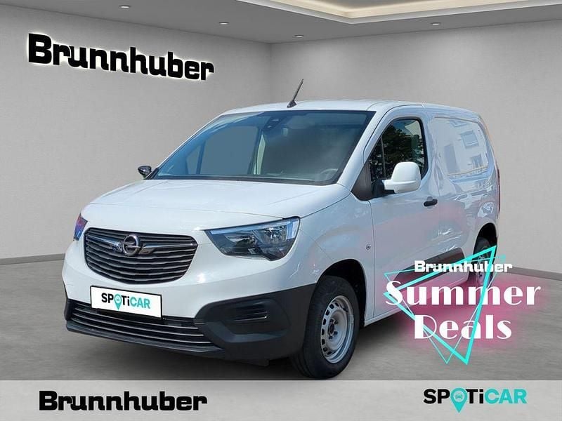 Weiss Gebraucht 2021 Opel Combo Edition Van / Kleinbus | 14.350 € (Etwas zu teuer) - Bild 1/4