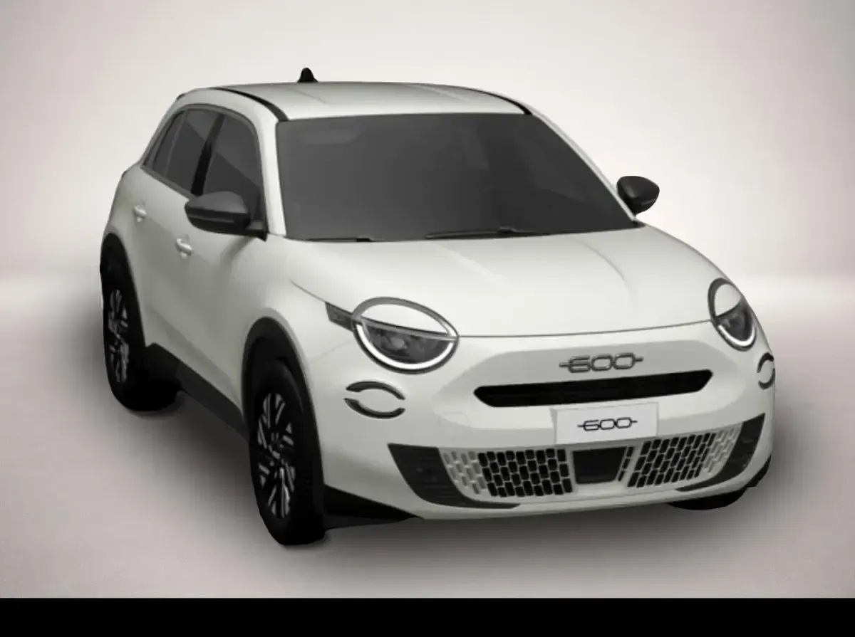 Neu Fiat 600 Red 114 kW (156 PS) 2025 Manufacturer SUV