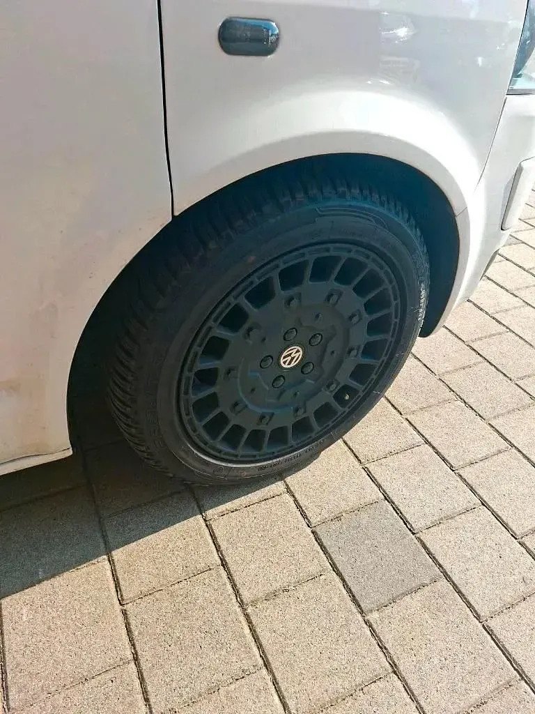 Gebraucht VW Multivan 140 PS (102 kW) 2012 Weiß Van / Kleinbus