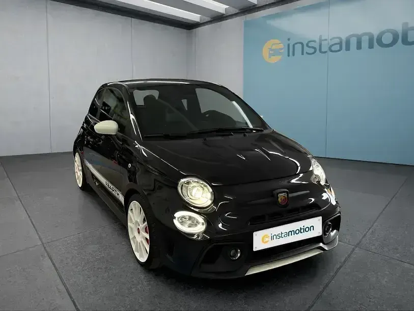 Używany Abarth 695 Esseesse 180 KM (132 kW) 2022 Czarny Hatchback
