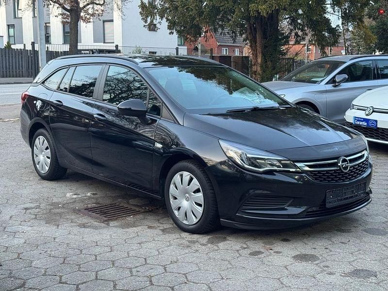 Gebraucht Opel Astra 136 PS (100 kW) 2019 Schwarz Limousine