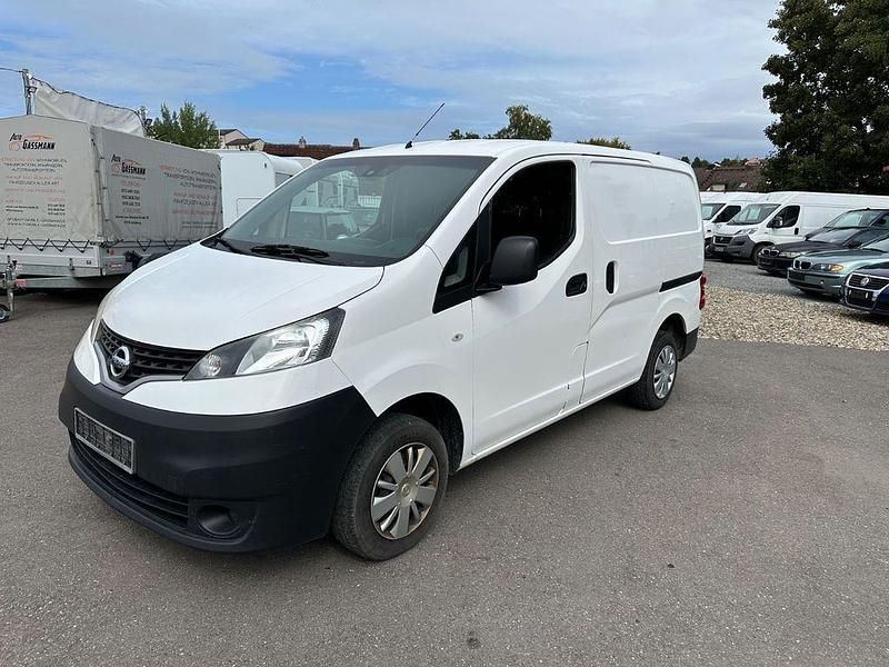 Weiß Gebraucht 2018 Nissan Evalia Comfort Van / Kleinbus | 4.990 € - Bild 1/4