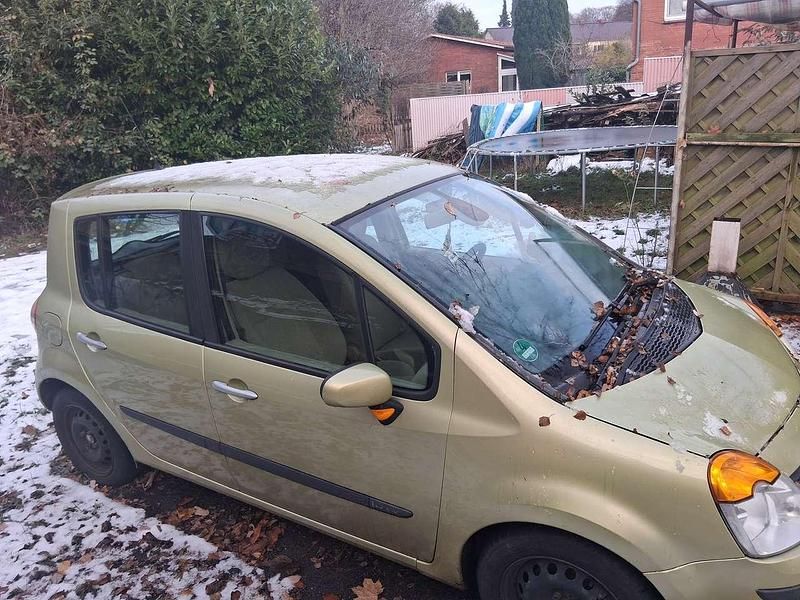 Second-hand Renault Modus Authentique 75 CP (55 kW) 2004 Monovolum