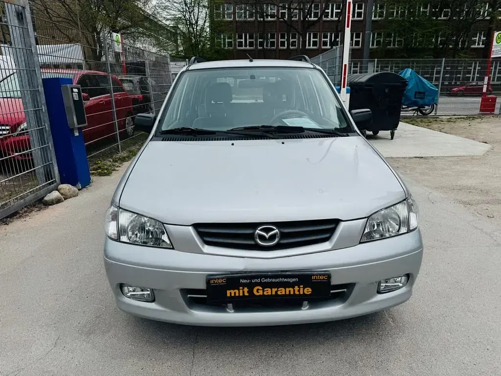 Second-hand Mazda Demio 75 CP (55 kW) 2002 Argintiu Hatchback