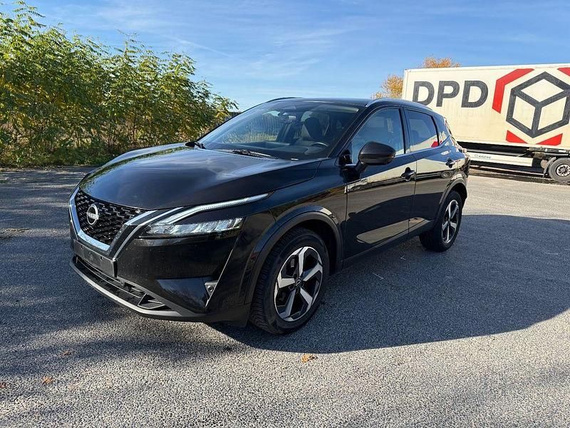 Schwarz Gebraucht 2023 Nissan Qashqai N-Connecta SUV | 18.199 € (Superpreis) - Bild 1/4