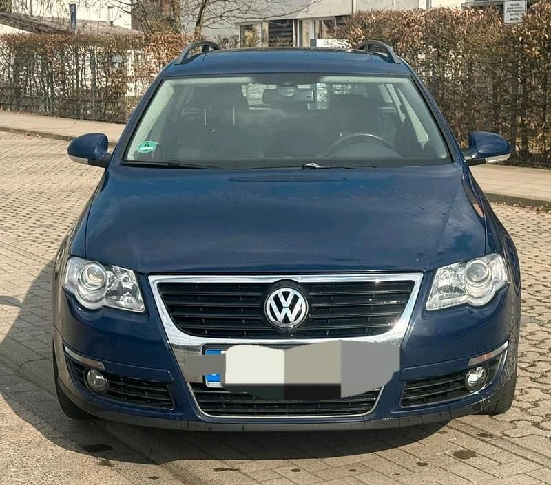 Gebraucht VW Passat 115 PS (84 kW) 2006 Blau Kombi