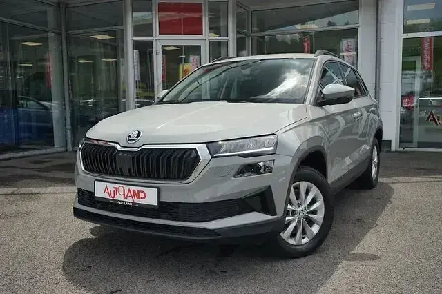Gebraucht Skoda Karoq 150 PS (110 kW) 2024 Grau SUV