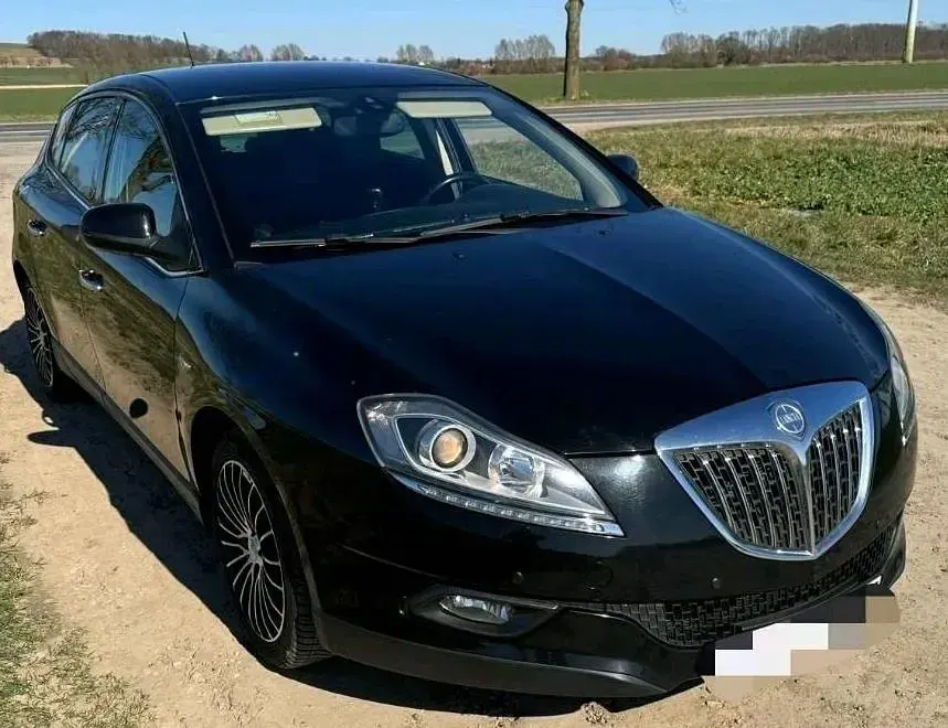 Gebraucht Lancia Delta 200 PS (147 kW) 2011 Schwarz Kleinwagen