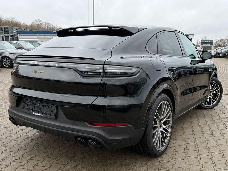 Gebraucht Porsche Cayenne Coupe 462 PS (339 kW) 2022 Schwarz SUV