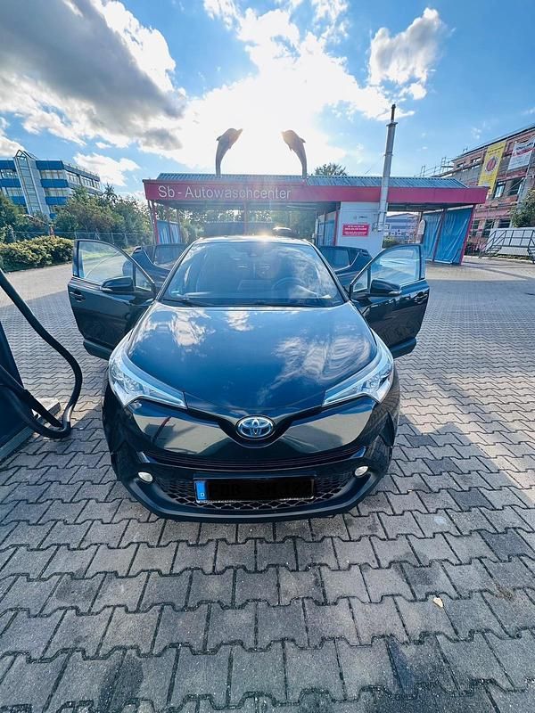 Schwarz Gebraucht 2018 Toyota C-HR SUV | 14.000 € (Guter Preis) - Bild 1/4