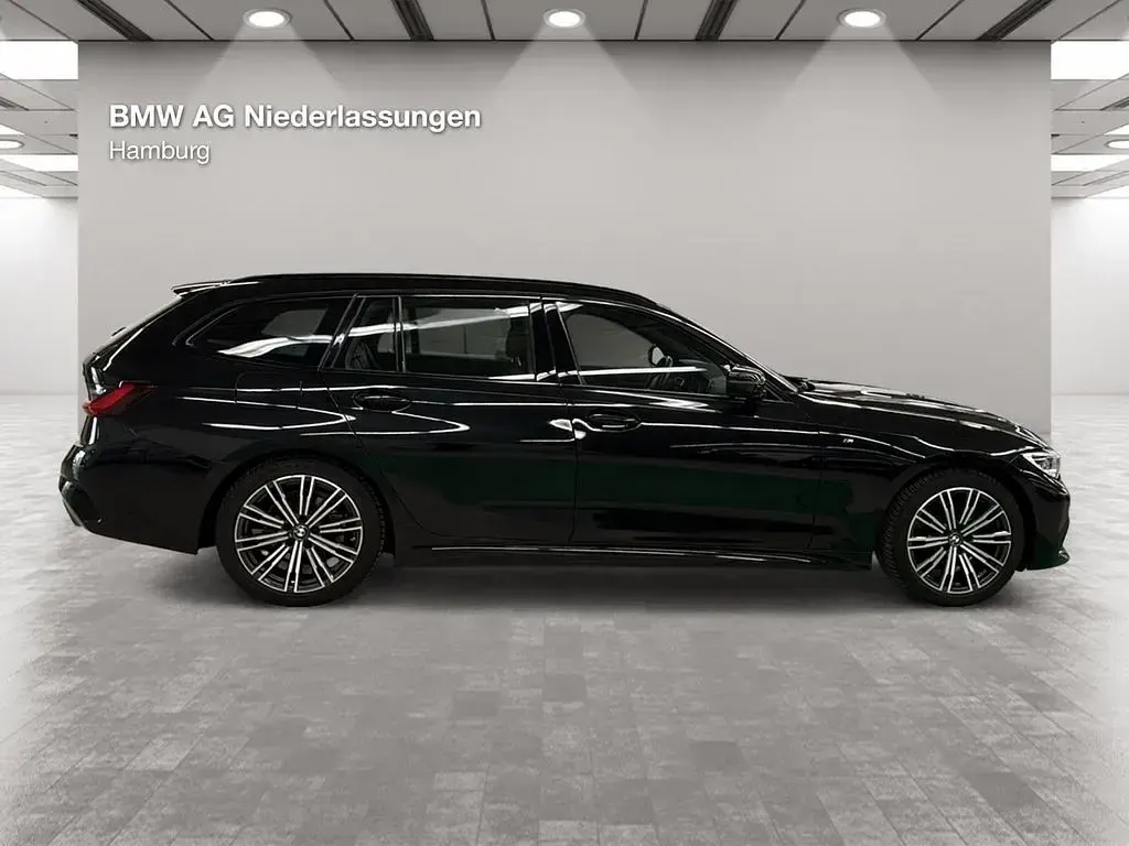 Gebraucht BMW 318 M Sport 156 PS (114 kW) 2021 Schwarz Kombi