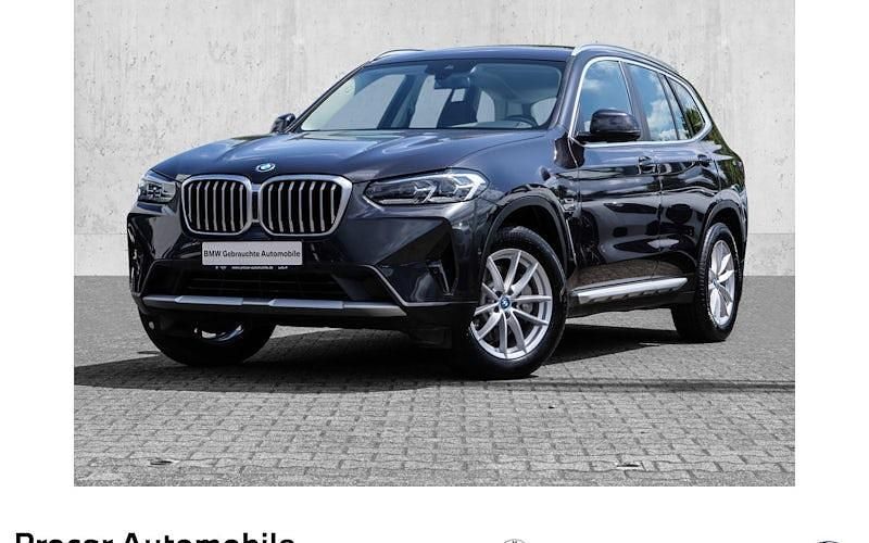 Grau Gebraucht 2021 BMW X3 Sport Line SUV | 36.490 € (Fairer Preis) - Bild 1/4