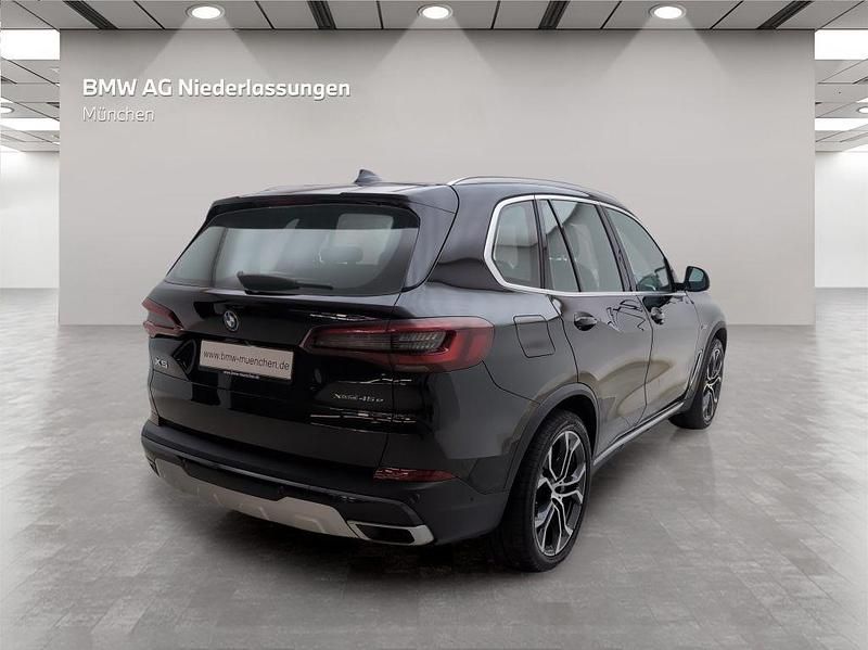 Second-hand BMW X5 xLine 394 CP (289 kW) 2022 Negru SUV