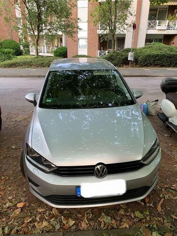 Silber Gebraucht 2015 VW Golf VII Trendline Kombi | 11.200 € (Fairer Preis) - Bild 1/4