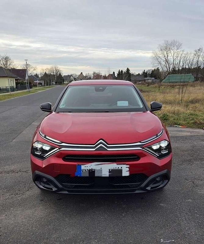 Second-hand Citroën e-C4 100 kW (136 CP) 2022 Roșu Berlinǎ