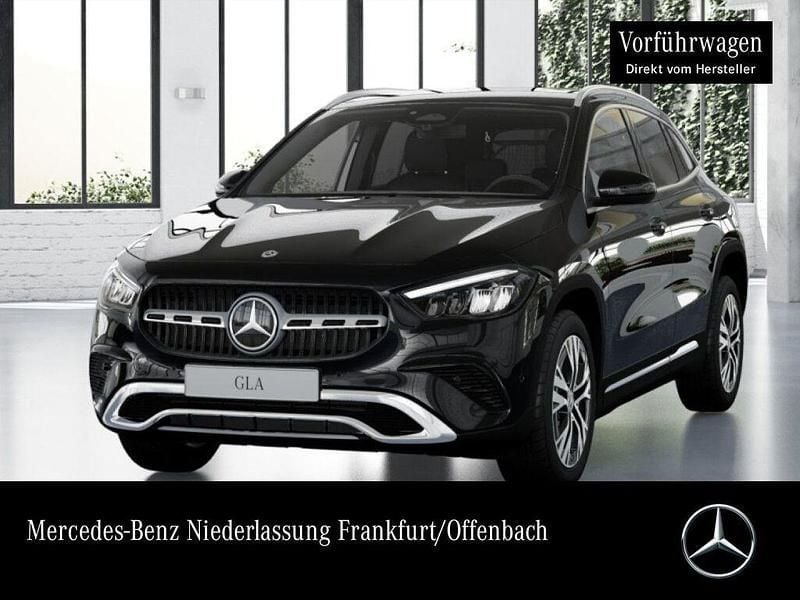 Kosmosschwarz Gebraucht 2024 Mercedes GLA200 Progressive SUV | 40.490 € (Fairer Preis) - Bild 1/4