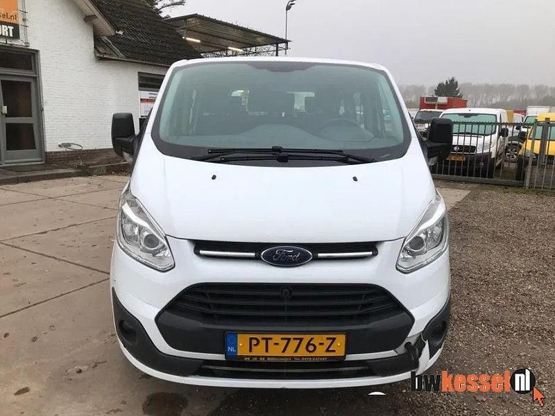 Gebraucht Ford Transit Custom 105 PS (77 kW) 2017 Weiß Van / Kleinbus
