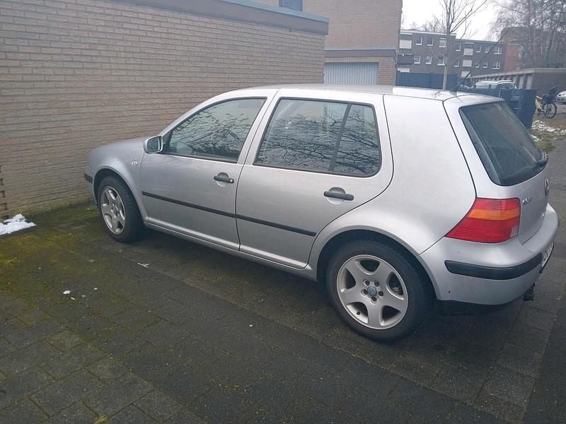 Gebraucht VW Golf IV 75 PS (55 kW) 2002 Silber Limousine