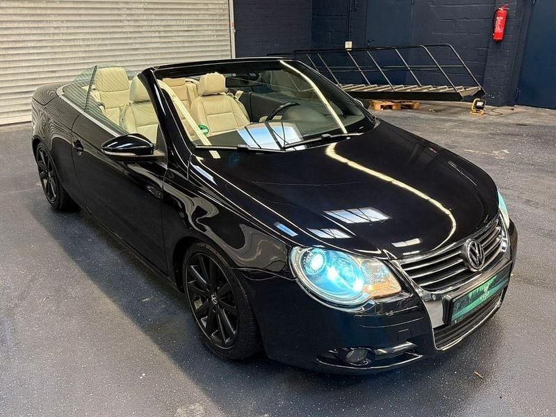 Schwarz Gebraucht 2009 VW Eos Cabrio | 3.450 € (Superpreis) - Bild 1/4