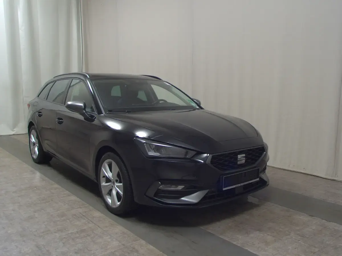 Gebraucht Seat Leon FR-Line 150 PS (110 kW) 2022 Schwarz Kombi