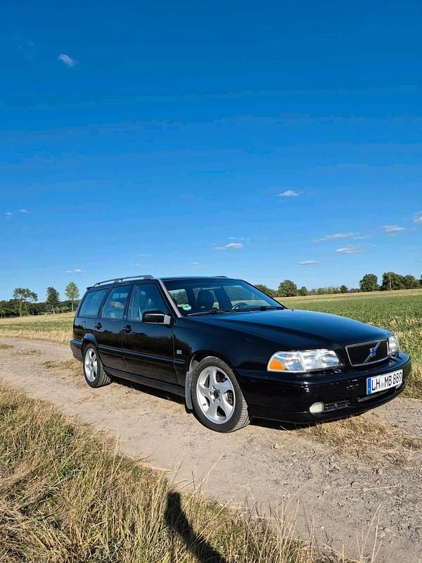 Schwarz Gebraucht 1999 Volvo V70 Kombi | 6.500 € - Bild 1/4