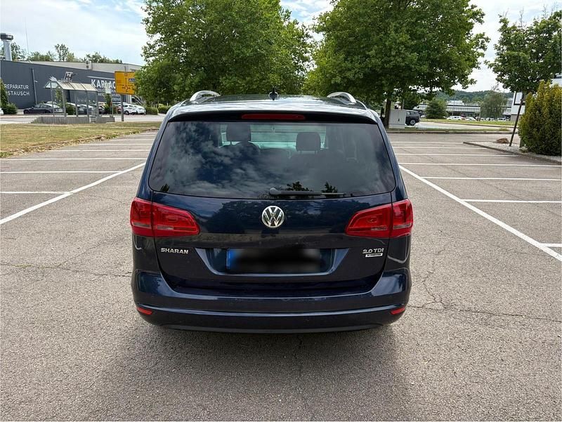 Gebraucht VW Sharan 140 PS (102 kW) 2015 Blau Van / Kleinbus