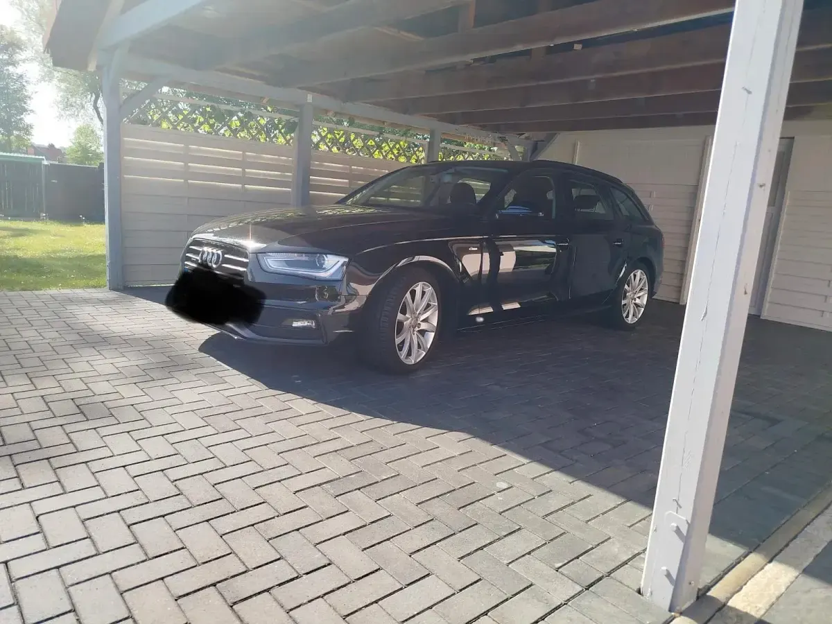 Gebraucht Audi A4 150 PS (110 kW) 2015 Schwarz Kombi
