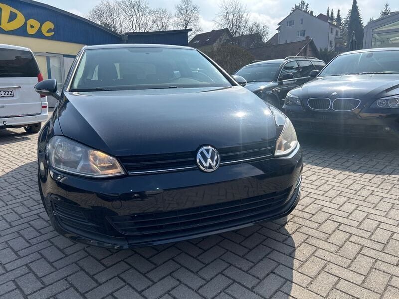 Schwarz Gebraucht 2013 VW Golf VII Comfortline Limousine | 5.900 € (Guter Preis) - Bild 1/4