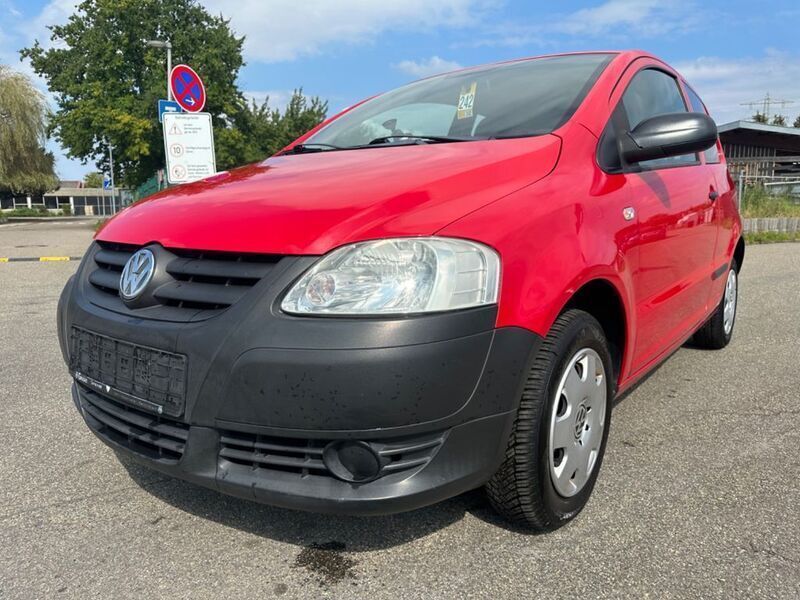 Second-hand VW Fox Basis 54 CP (39 kW) 2006 Roșu Hatchback