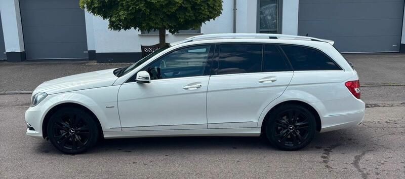 Weiß Gebraucht 2011 Mercedes C220 Kombi | 8.500 € (Fairer Preis) - Bild 1/4