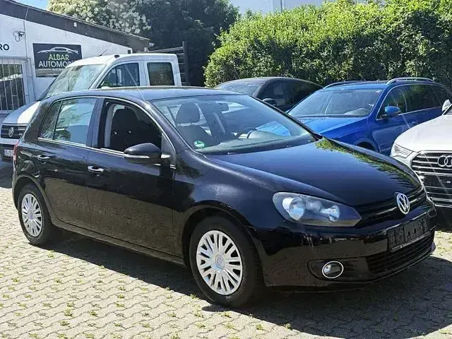 Gebraucht VW Golf VII 80 PS (58 kW) 2012 Schwarz Limousine