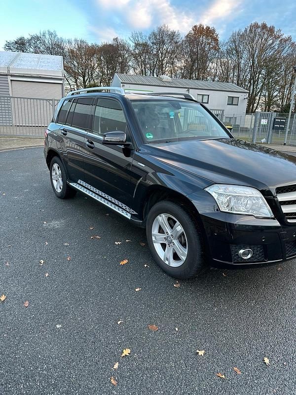 Gebraucht Mercedes GLK220 170 PS (125 kW) 2010 Schwarz SUV