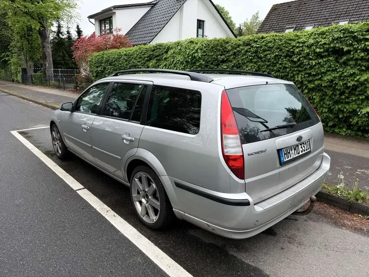 Gebraucht Ford Mondeo 145 PS (106 kW) 2006 Grau Kombi