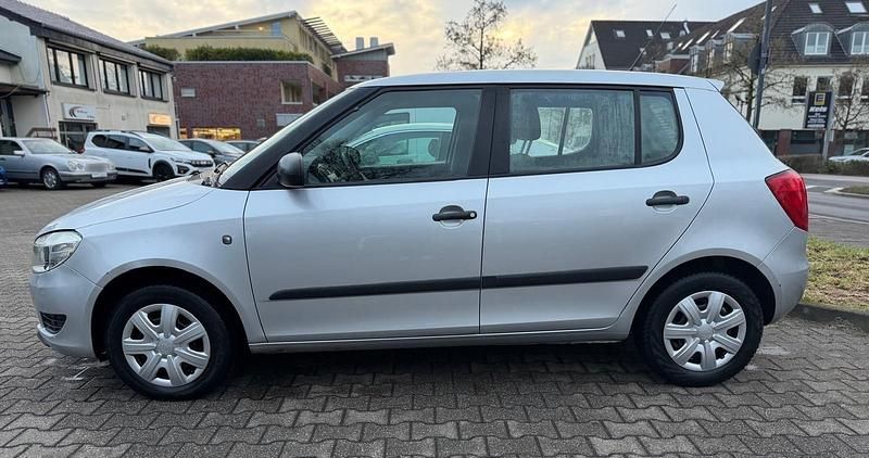 Gebraucht Skoda Fabia Cool Edition 60 PS (44 kW) 2010 Silber Kleinwagen