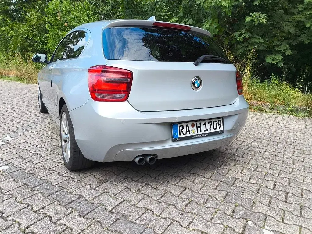 Gebraucht BMW 125 218 PS (160 kW) 2013 Silber Kleinwagen