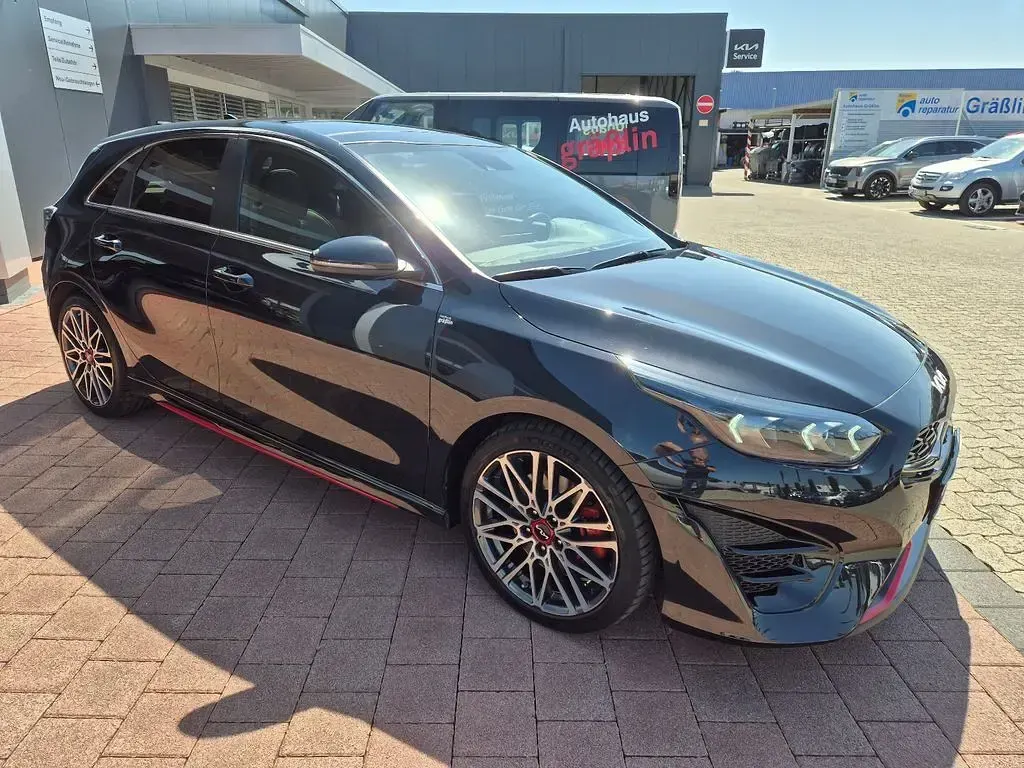 Gebraucht Kia Ceed GT GT 204 PS (150 kW) 2023 Schwarz Limousine