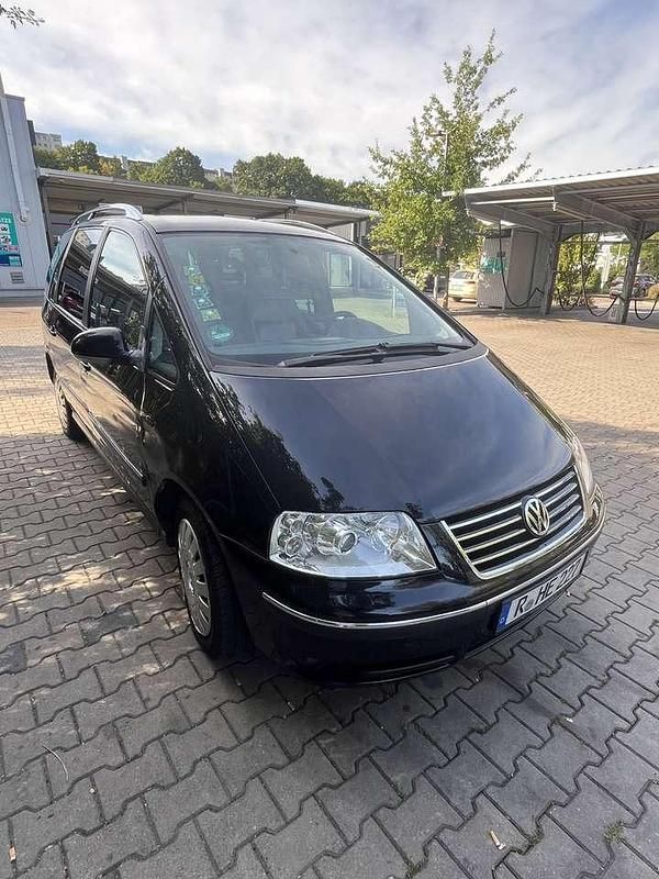 Schwarz Gebraucht 2008 VW Sharan Van / Kleinbus | 4.950 € (Fairer Preis) - Bild 1/4