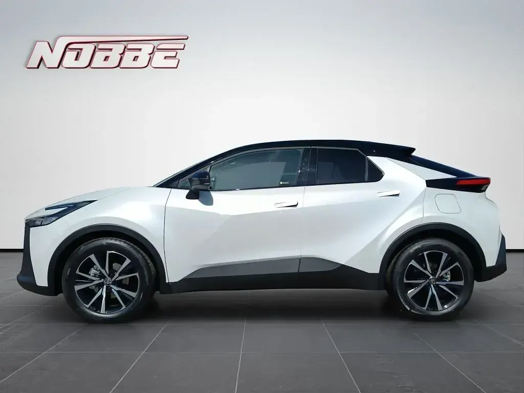 Neu Toyota C-HR 140 PS (102 kW) 2026 Weiß SUV