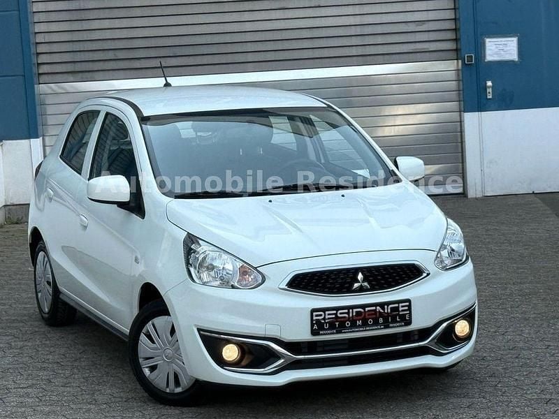 Weiß Gebraucht 2020 Mitsubishi Space Star Diamant Edition Limousine | 9.498 € (Fairer Preis) - Bild 1/4