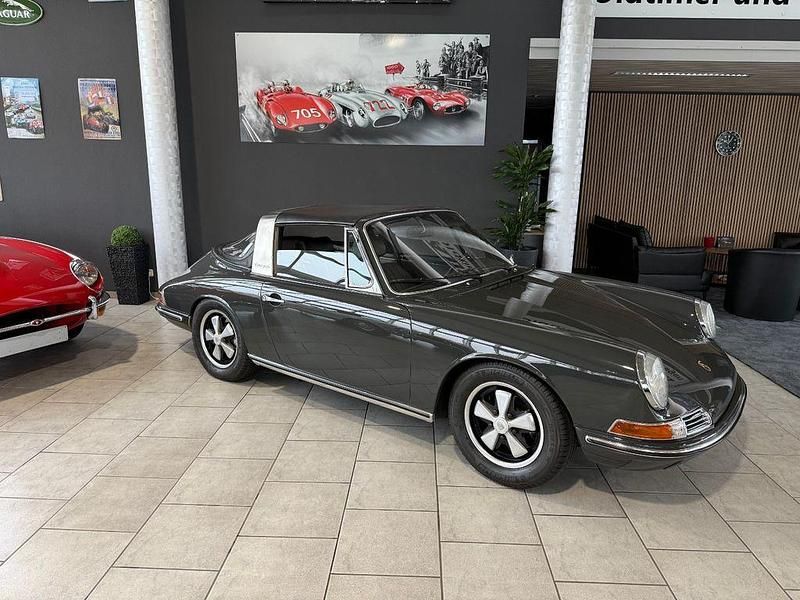 Gebraucht Porsche 911 160 PS (117 kW) 1968 Grau Cabrio