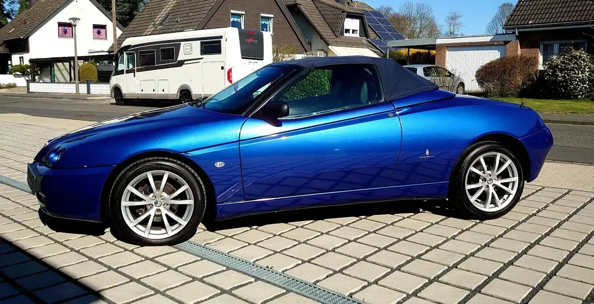 Gebraucht Alfa Romeo Spider 166 PS (122 kW) 2004 Blau Cabrio