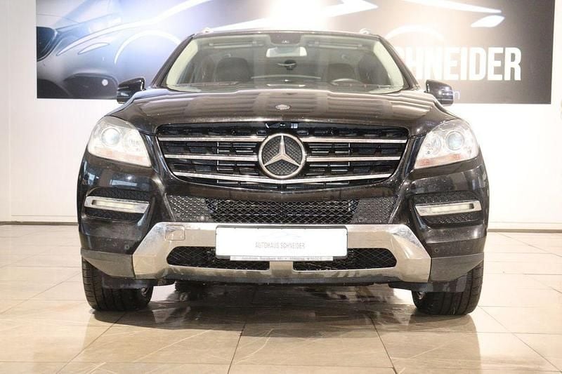 Gebraucht Mercedes ML250 204 PS (150 kW) 2011 Schwarz SUV