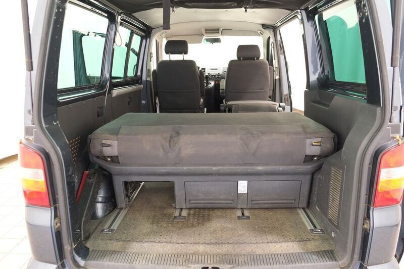 Gebraucht VW T5 Startline 174 PS (127 kW) 2008 Grau Van