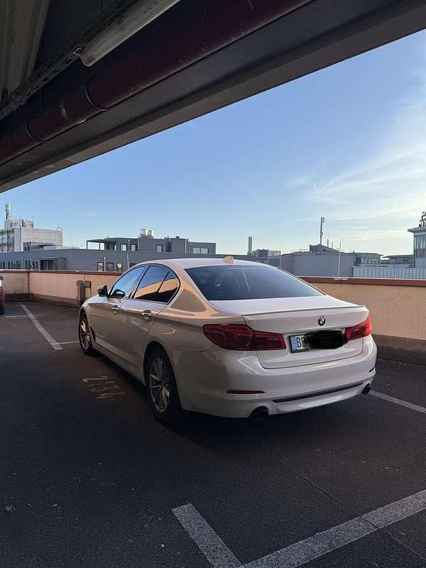 Gebraucht BMW 520 Efficient Dynamics 190 PS (139 kW) 2017 Limousine