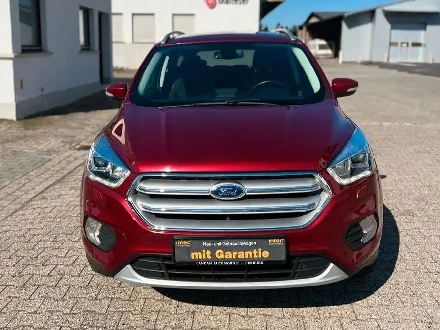 Gebraucht Ford Kuga Cool & Connect 150 PS (110 kW) 2019 Rot SUV