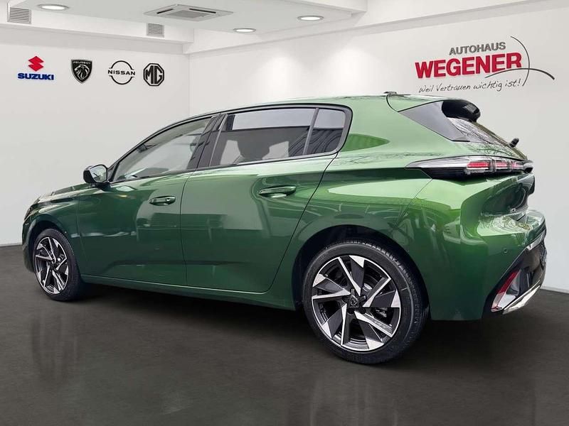 Gebraucht Peugeot 308 Allure 145 PS (106 kW) 2025 Olivine grün met. Limousine