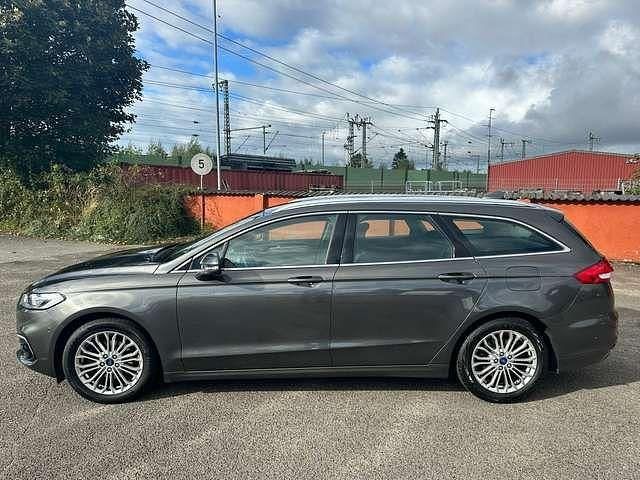 Gebraucht Ford Mondeo Titanium 190 PS (139 kW) 2021 Kombi