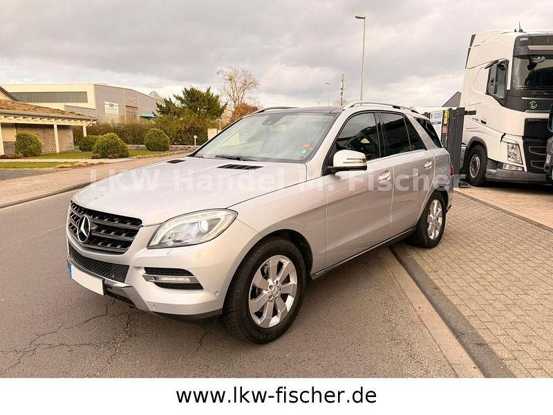 Gebraucht Mercedes ML350 258 PS (189 kW) 2012 Silber SUV