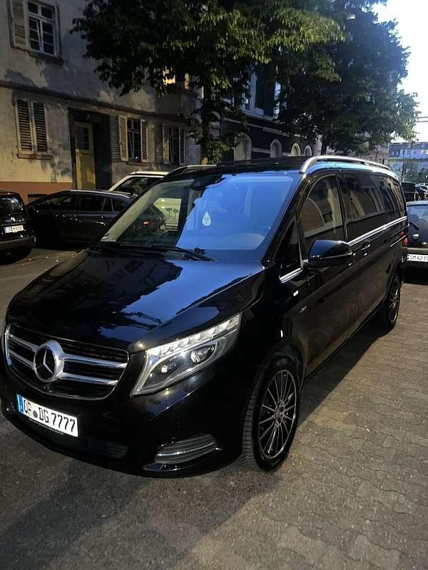 Gebraucht 2016 Mercedes V250 Exclusive Van / Kleinbus | 30.000 € (Fairer Preis) - Bild 1/4